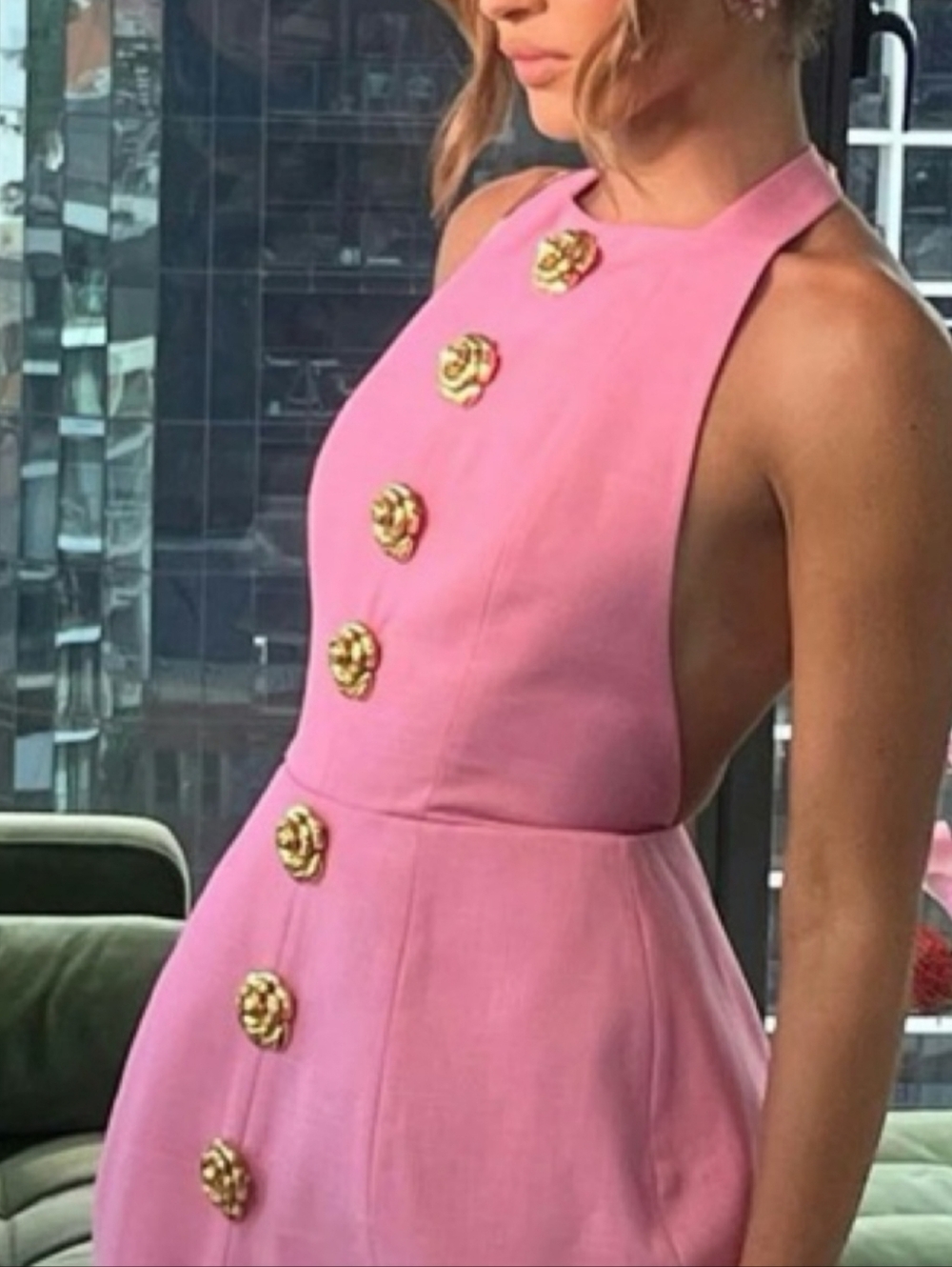 Chic Pink One-Shoulder Mini Dress with Gold Floral Buttons - Picture 3 of 5